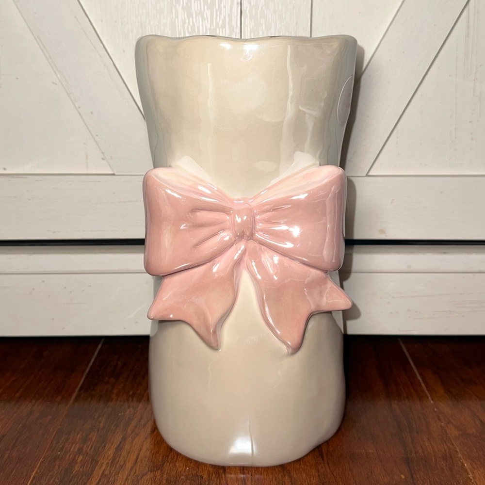 TikTok Viral Iridescent Pink Bow Ceramic Vase